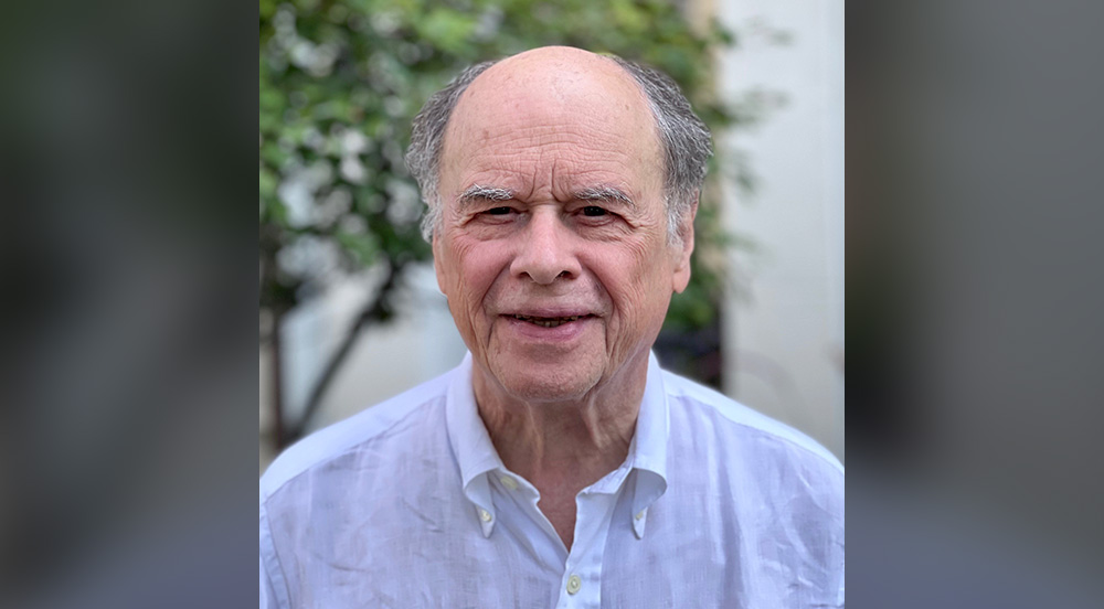 Headshot of Professor Barry Sullivan